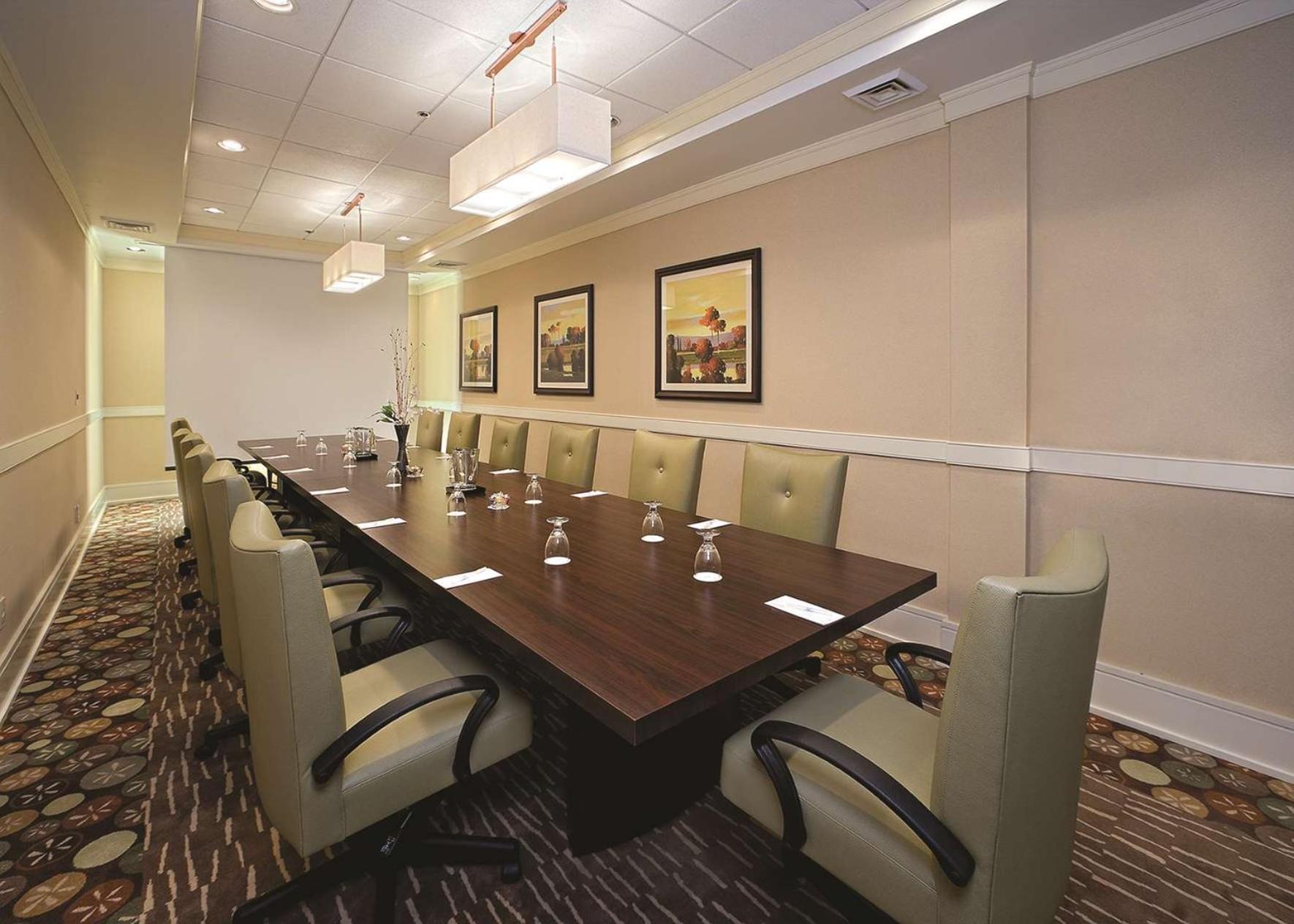 Doubletree Suites By Hilton At The Battery Atlanta Smyrna Eksteriør bilde
