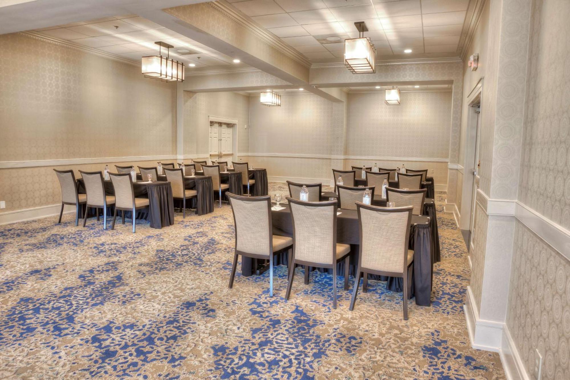 Doubletree Suites By Hilton At The Battery Atlanta Smyrna Eksteriør bilde