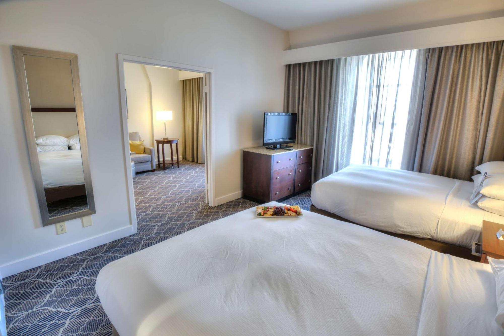 Doubletree Suites By Hilton At The Battery Atlanta Smyrna Eksteriør bilde