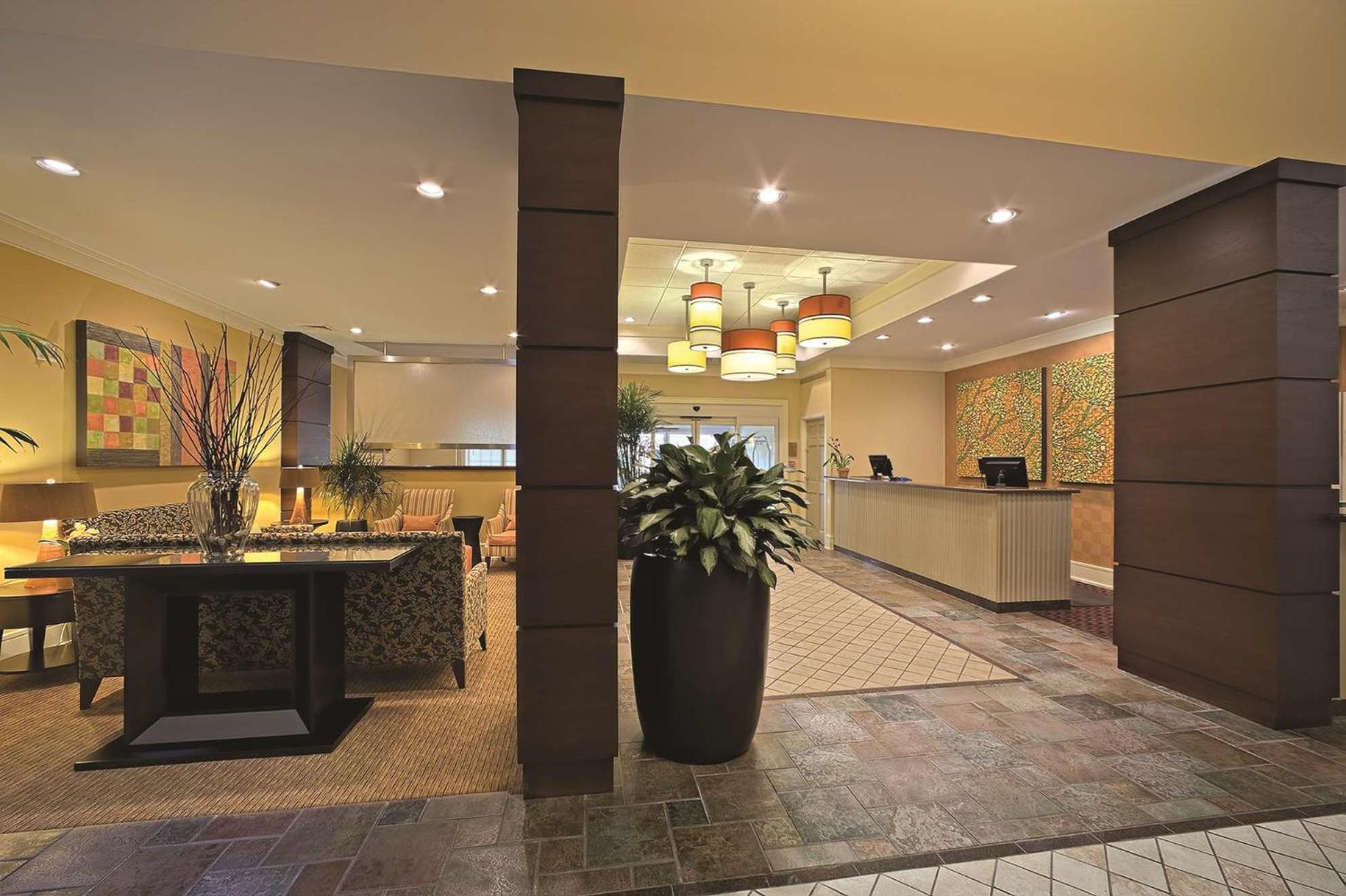 Doubletree Suites By Hilton At The Battery Atlanta Smyrna Eksteriør bilde