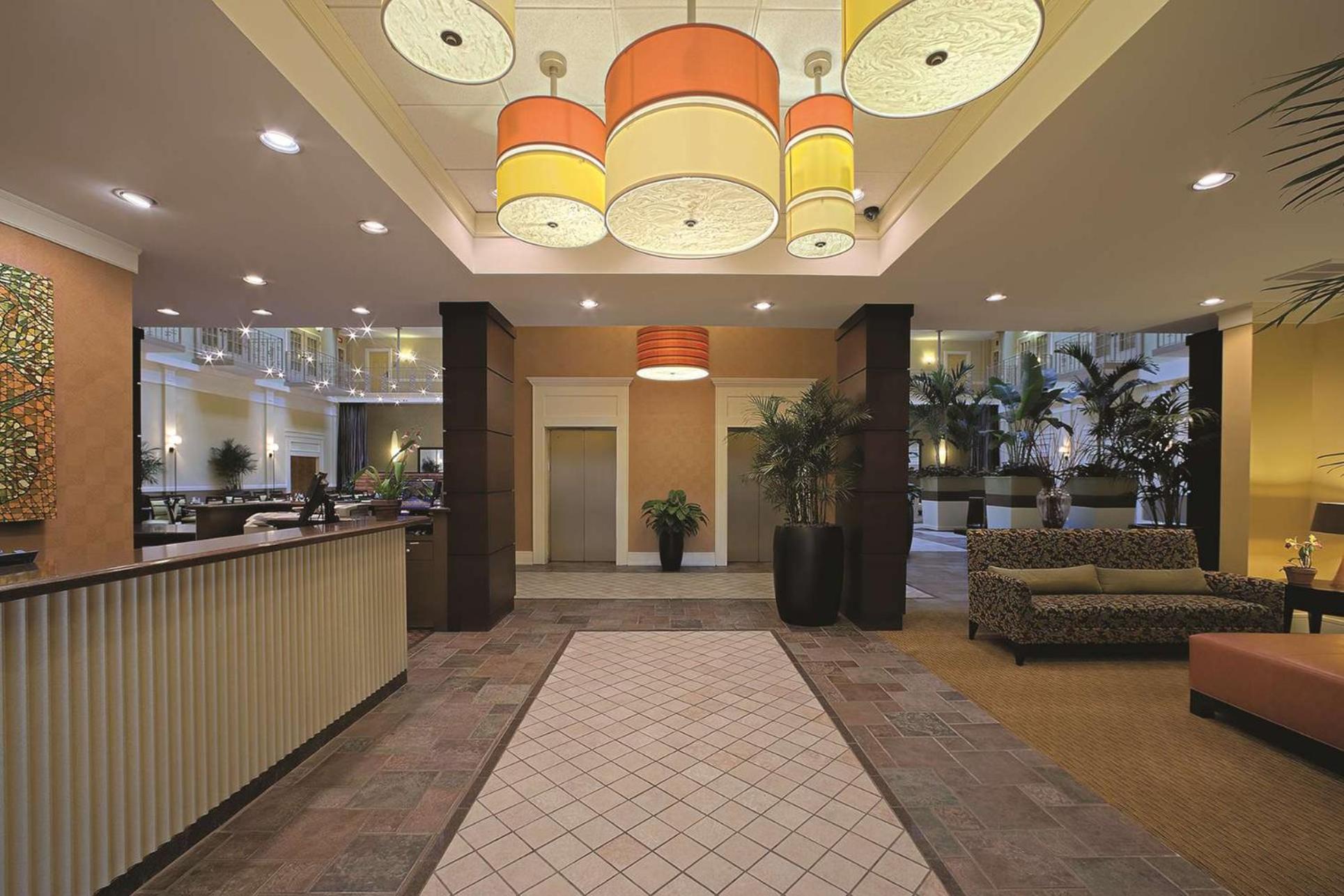 Doubletree Suites By Hilton At The Battery Atlanta Smyrna Eksteriør bilde